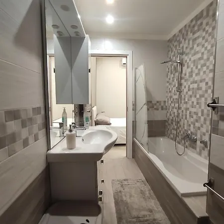 Addu Donn'anna Apartment *