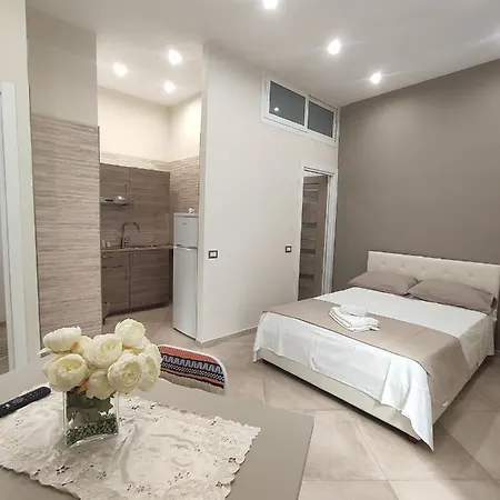 Addu Donn'anna Apartment Naples